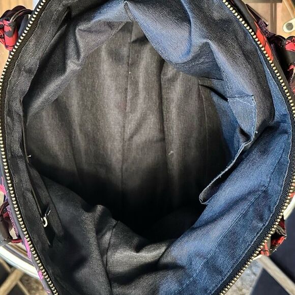 Diesel Palm Tree Vacation Tote - Picture 8 of 8